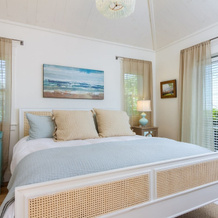 3br W/ Hot Tub, Patio & Ocean View, Close To Beach 3 Bedroom Home, Summerland — photo 4