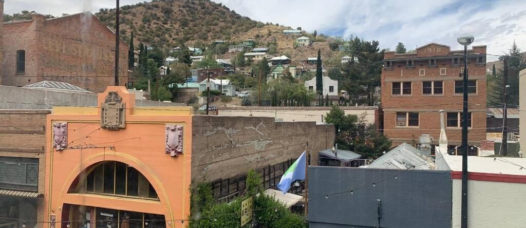 Lower East side NYC in Old Bisbee, 比斯比 — 照片 1