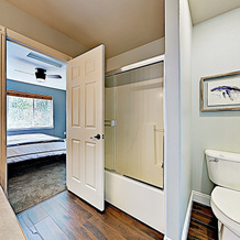New Listing! Modern Townhome On Golf Course 3 Bedroom Townhouse, Редмонд — фото 5