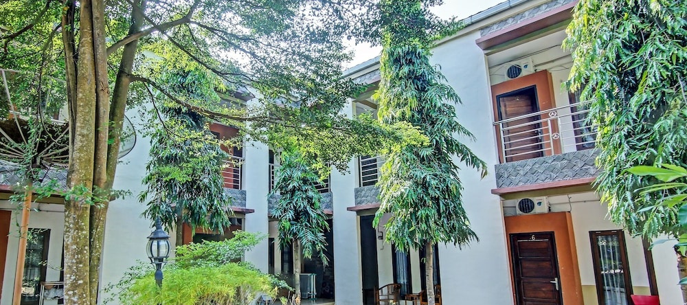 OYO 90476 Iksan Homestay Syariah, Prabumulih — photo 1