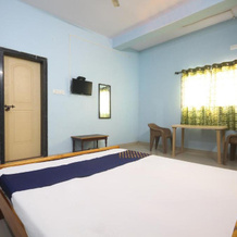 SPOT ON 39385 Venkatesh Palace, 古尔伯加 — 照片 3