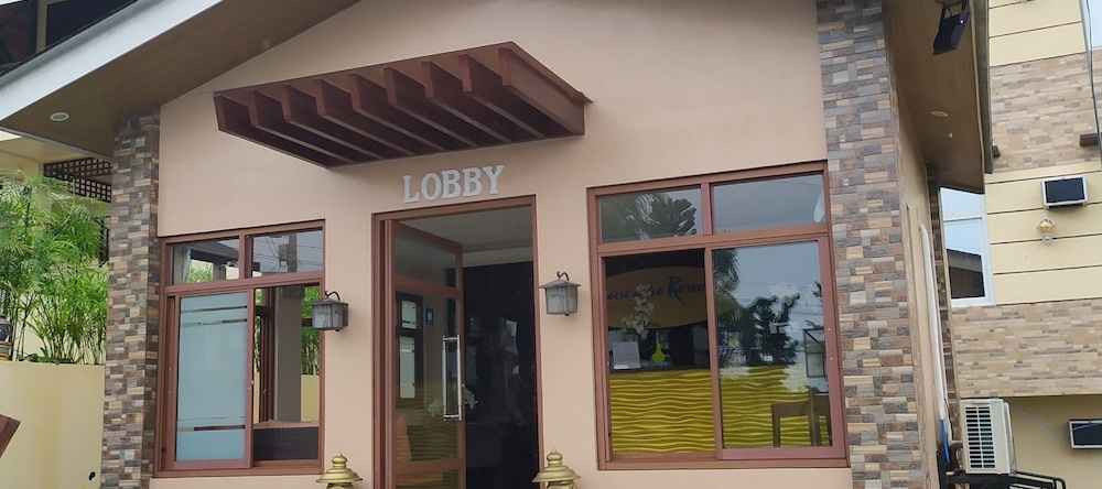Seascape Resort, Bauan — photo 1