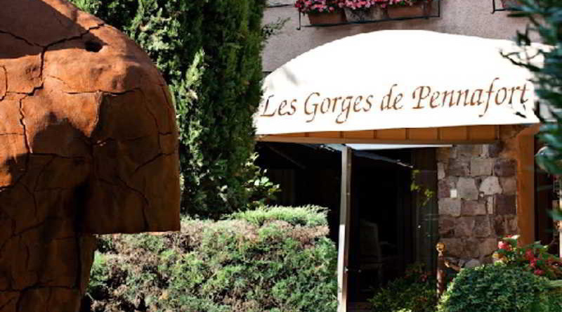 Hostellerie Les Gorges de Pennafort, 卡拉 — 照片 1