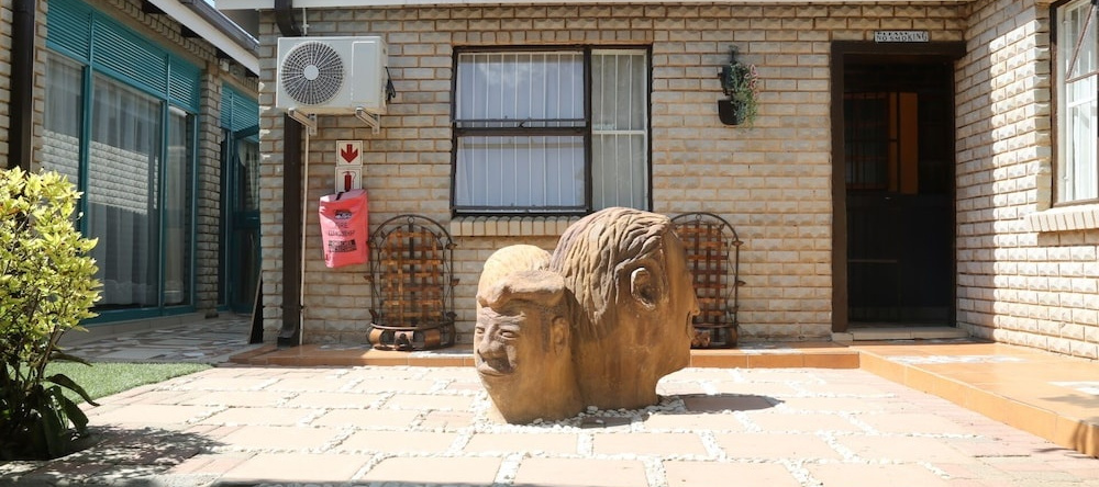 Roba Monakedi Guest Lodge, 马菲肯 — 照片 1