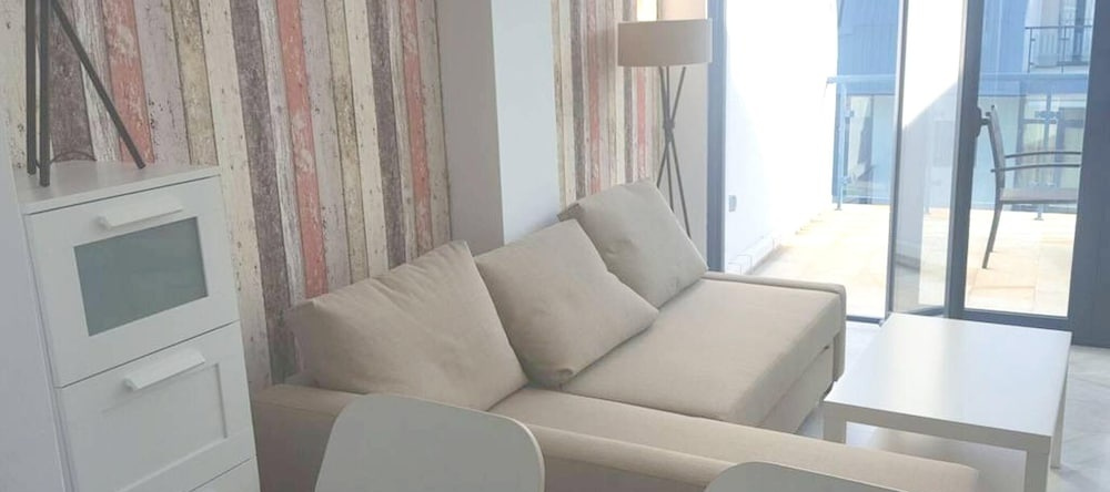 Apartment With 2 Bedrooms in Castell de Ferro Gualchos, With Wonderful sea View, Shared Pool and Furnished Terrace Near the Beach, 瓜尔乔斯 — 照片 1