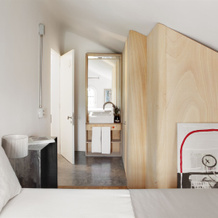 Box art hotel, Collado Mediano — photo 4
