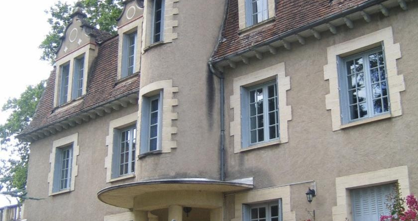 Chateau La Roussille, 普拉迪讷 — 照片 1