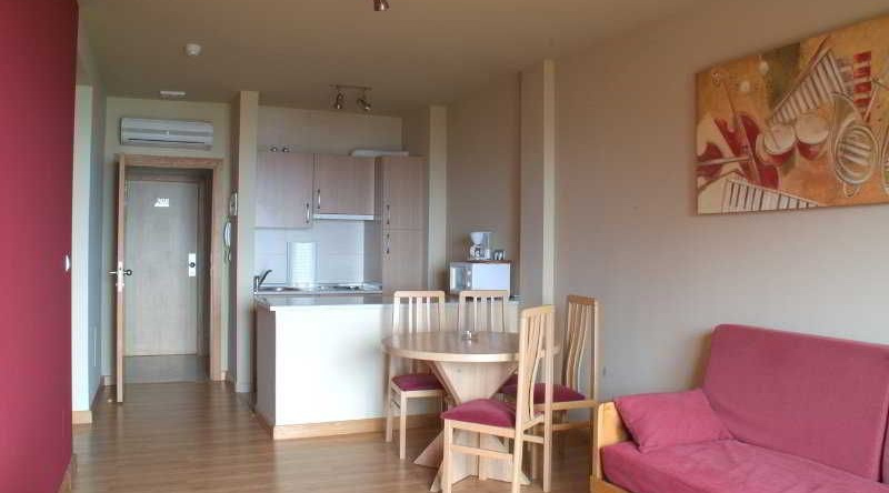 Apartamentos Mar Rovacias, 科米利亚斯 — 照片 1