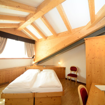 Hotel Crozzon, 麦当娜迪坎皮利奥 — 照片 3