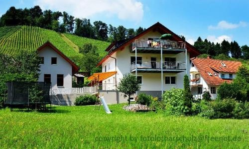 Ferienwohnungen Himmelsbach, 根根巴赫 — 照片 1