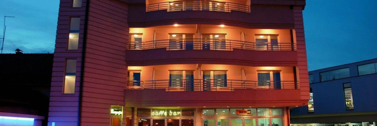 Cezar Hotel, Баня-Лука — фото 1