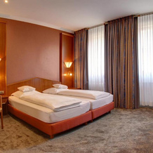 Hotel Im Engel, 瓦伦多夫 — 照片 2