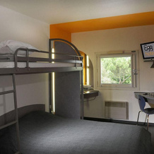 Egg Hotel Sarcelles, Sarcelles — photo 3
