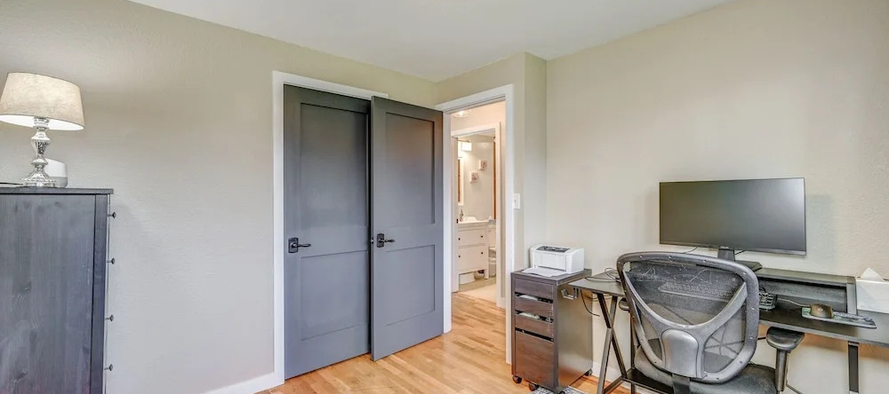 Renton Oasis: Relaxing 3Br Home W/ Great Outdoor! 3 Bedroom Home By Redawning, Рентон — фото 1