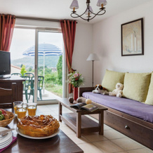 Comfortable Holiday Home With A Terrace Nearby River The Lot, Кажарк — фото 4