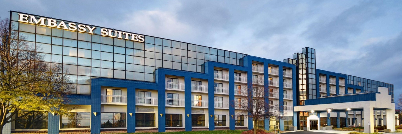 Embassy Suites by Hilton Detroit Livonia Novi, 利沃尼亚 — 照片 1