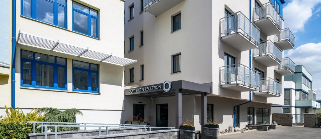 Hotel Osvit Aparthotel, 姆拉达博莱斯拉夫 — 照片 1