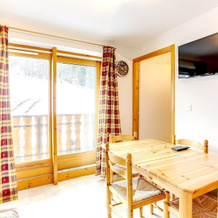 Apartment With 2 Bedrooms in Thollon-les-mémises, With Wonderful Mount, 托隆-莱-梅米兹 — 照片 4