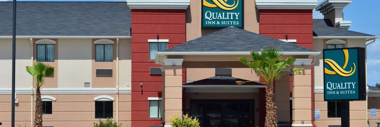 Quality Inn & Suites Kenedy - Karnes City, 肯尼迪 — 照片 1