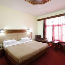 Vardaan Hotels - PatniTop, 帕特尼托普 — 照片 4