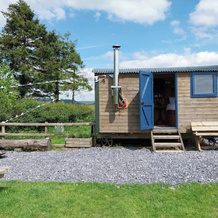 The Shearer's Hut, Sleeps 2, Wood Burner, Fire Pit, Ллангатен — фото 5