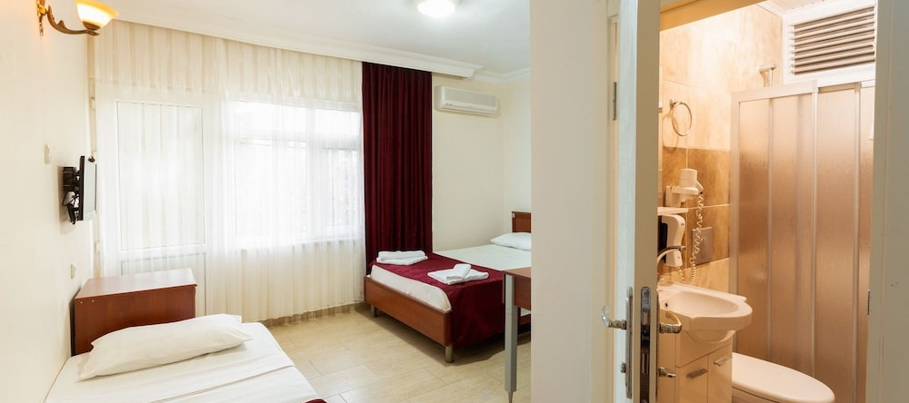 Anex Palm Beach Otel Kucukkuyu, 艾瓦哲克 — 照片 1
