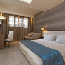 Cosmopolitan Hotel, Paralia — photo 5