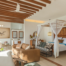 Isaraya Luxury Overwater Villas, Michamvi — photo 5