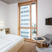 Green City Hotel Vauban, Freiburg im Breisgau — photo 2
