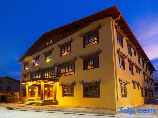 Dibei Hotel and Lost Horizon, Shangri-La — photo 1