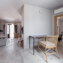 Chacon Apartments  Suites, Estepona — photo 5