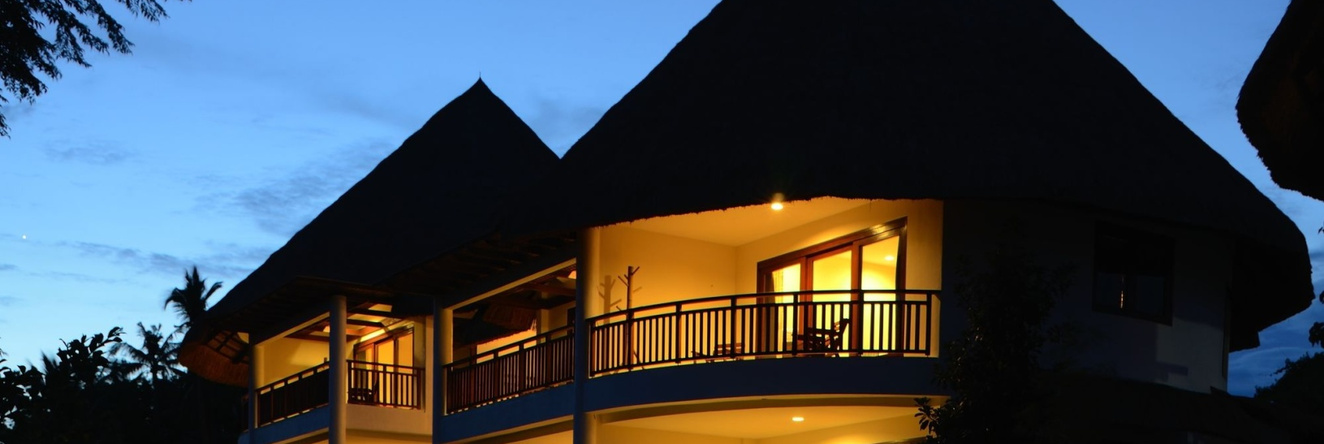 Amun Ini Beach Resort & Spa, 安达 — 照片 1