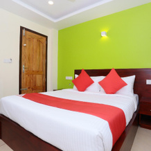 OYO 23318 West Gate Inn & Suites, 伊杜基 — 照片 3