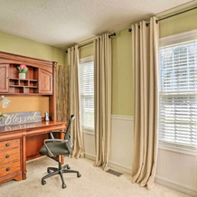 9 Mi to Richmond: Sandston Home w/ Office, 恩里科县 — 照片 4