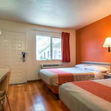 Motel 6 Los Angeles - Hacienda Heights, 哈仙达岗 — 照片 5
