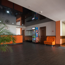 Apelsin Hotel, 埃列克特罗斯塔利 — 照片 2