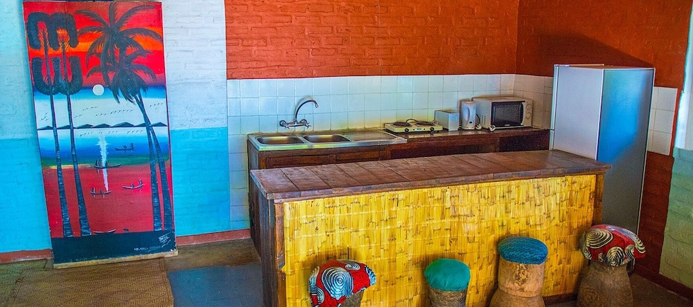 Mgoza Lodge, Monkey Bay — photo 1