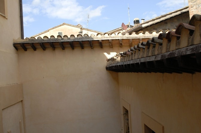 Palazzo Bonfranceschi, 贝尔福泰德尔基恩蒂 — 照片 1