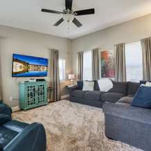 1004 Circle Drive 4 Bedroom Home, 湖滨 — 照片 2
