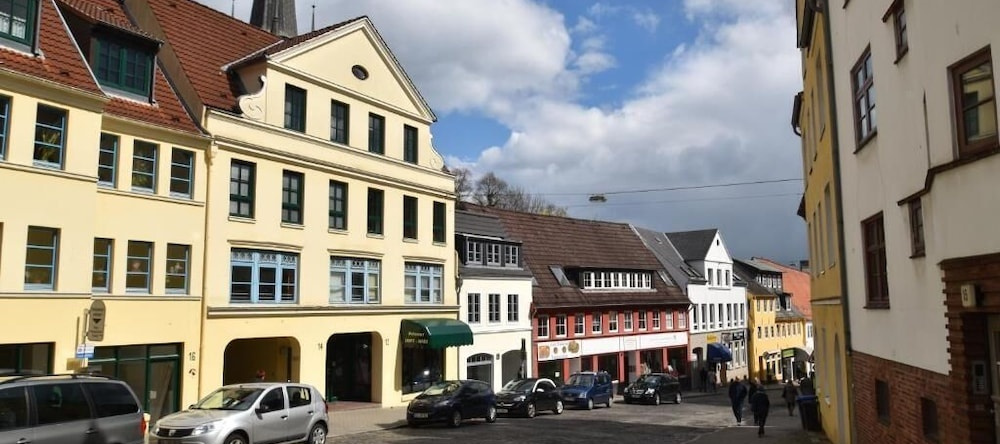 Ferienwohnungen Friesische Straße, Фленсбург — фото 1