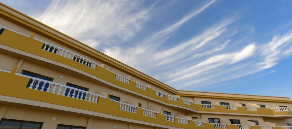 ABLANCAS Luxury Apartments, 耶罗岛松林 — 照片 1