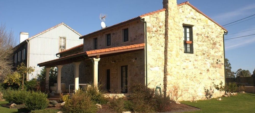 Casa Elvira, Оутес — фото 1