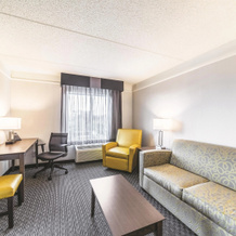 La Quinta Inn & Suites by Wyndham Austin Airport, 奥斯汀 — 照片 5