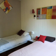 Havre de paix au bord de l'Eure-chambres d'hôtes-petit studio mansardé-logements insolites, 讷伊 — 照片 4