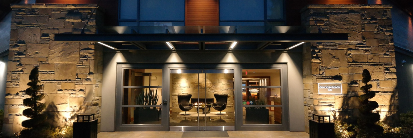Qualicum Beach Inn, Qualicum Beach — photo 1