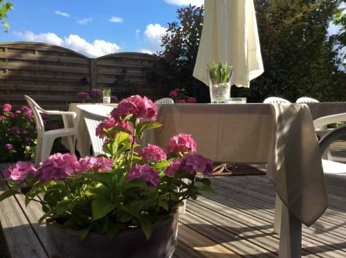 Hotel Restaurant Le Relais Fleuri, 勒勒 — 照片 1
