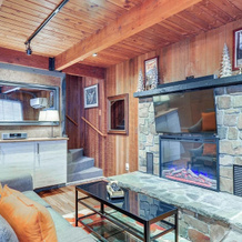 Inviting Mt Hood Cabin w/ Porch: 1 Mi to Skibowl!, 政府营地 — 照片 3