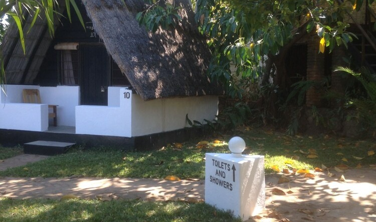 Kande Beach Resort, Kande — photo 1