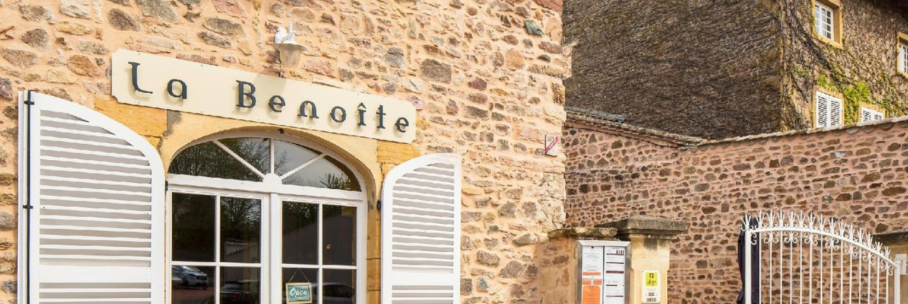 Logis Hôtel la Benoîte, 萨勒 — 照片 1