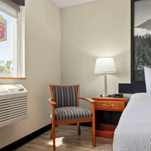 Super 8 By Wyndham Roseburg, Роузберг — фото 4